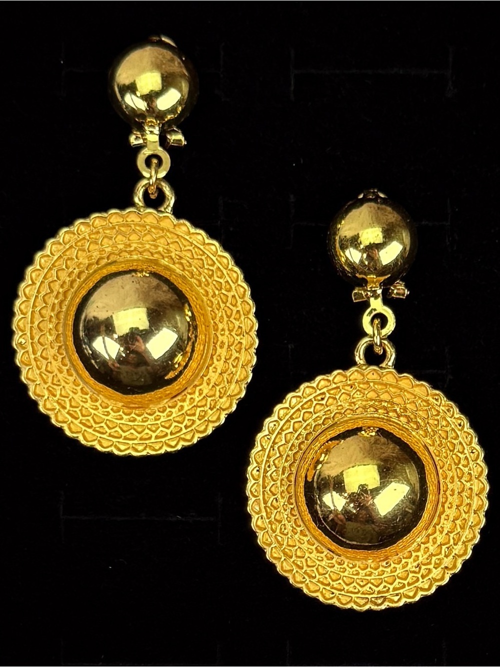 Vintage Gold Tone Textured Disc Dangle Earrings Pierced Statement